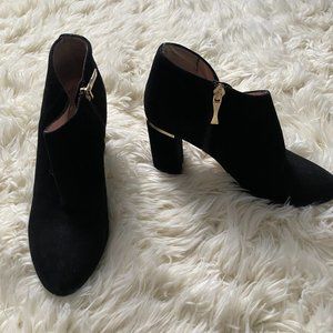Kate Spade New York Darota Black Suede Bootie 7.5